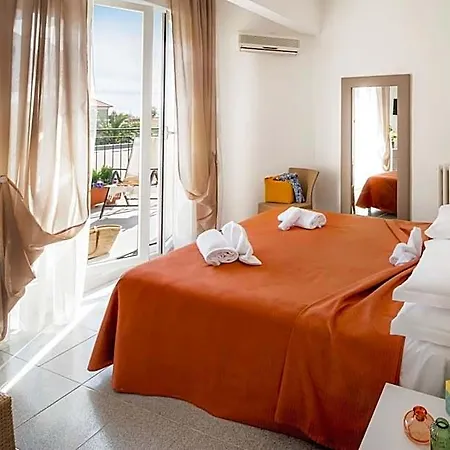 Teresa Hotel